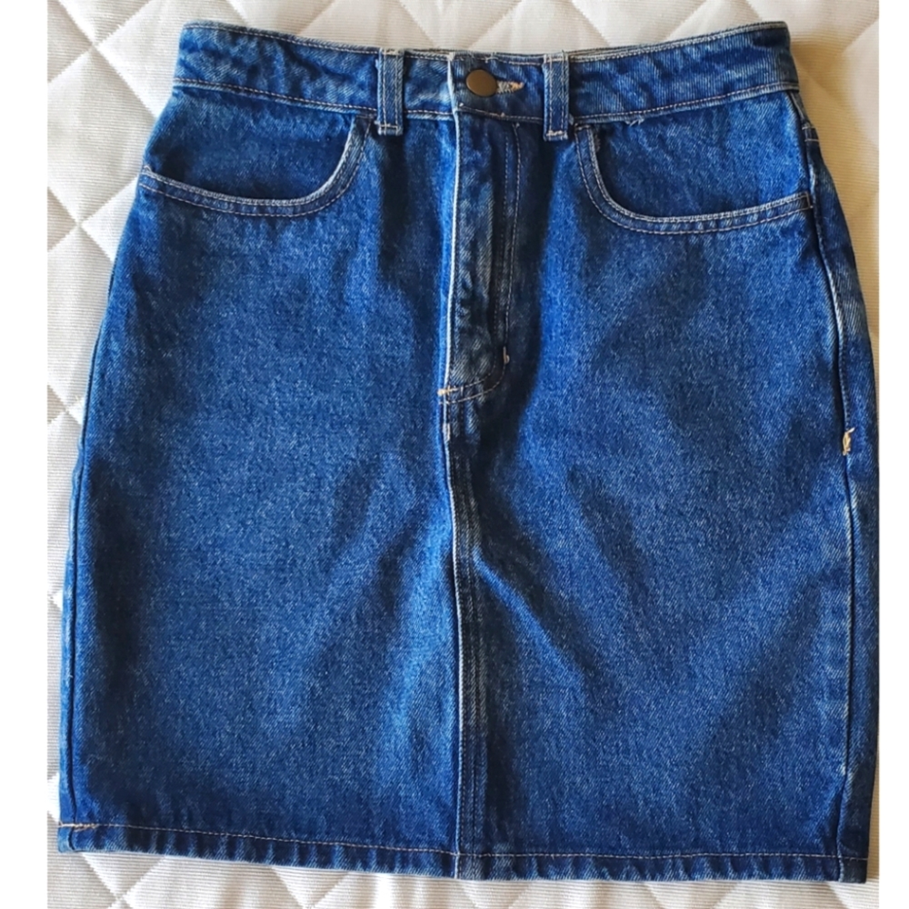 SOLD American Apparel Denim Highwaist Pencil Mini Skirt